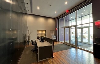 1 bed, 1.5 baths, 921 sqft, $4,200, Unit 521