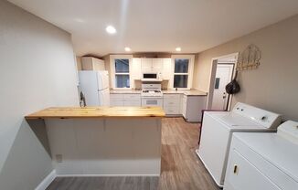 3 beds, 1 bath, $1,600