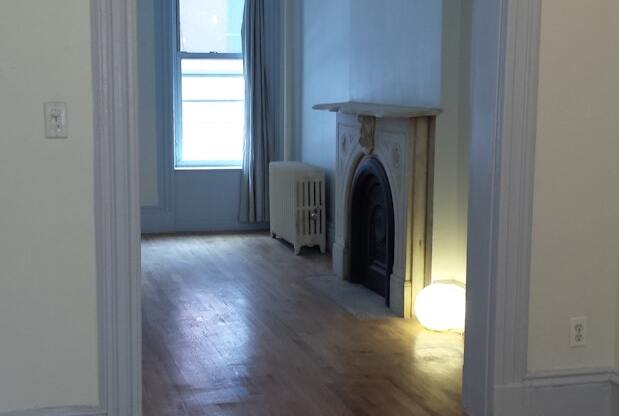 14 CLERMONT AVE
