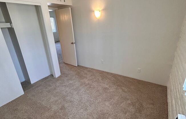 2 beds, 1 bath, 615 sqft, $989, Unit 101B