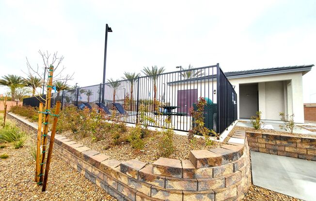 3 beds, 2.5 baths, $1,950