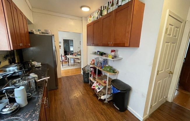 5 beds, 2 baths, $5,000, Unit 1