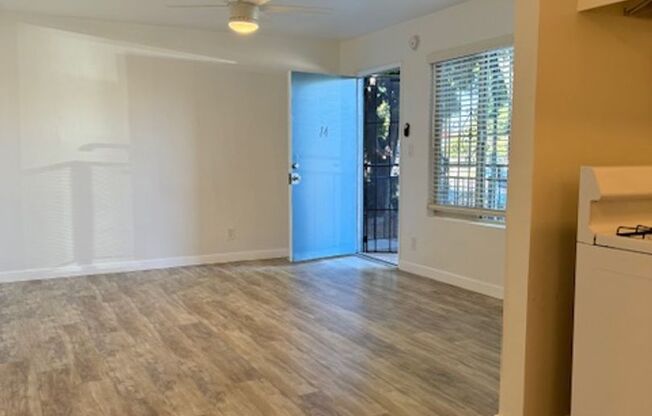 1 bed, 1 bath, $1,895, Unit 14