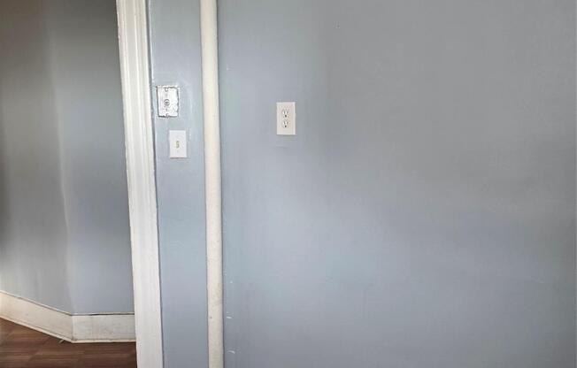 2 beds, 1 bath, 700 sqft, $3,104, Unit 4F