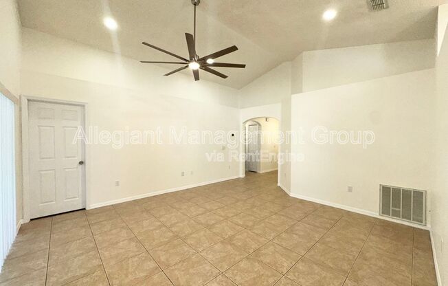 2944 SUMMER WINDS CIR