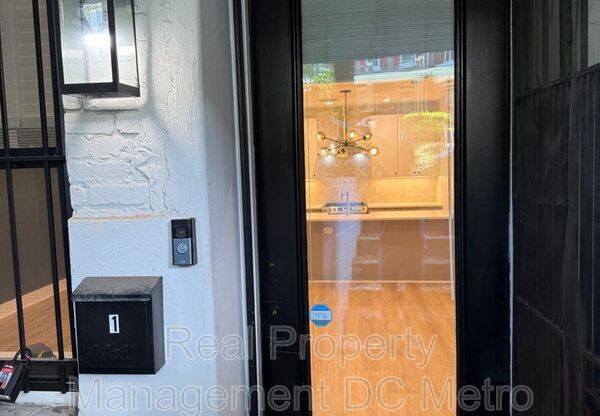 1331 TAYLOR ST NW