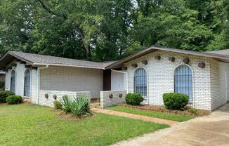 Move-In Ready 3-Bedroom home