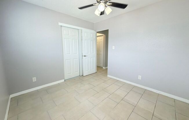 2 beds, 1 bath, $1,495, Unit 201