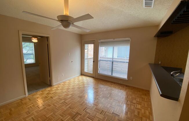 2 beds, 2 baths, 1,272 sqft, $1,800, Unit 4049 - Unit A