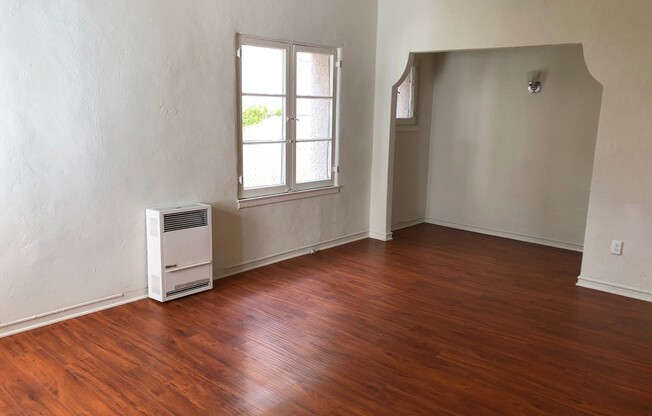 1131-33 LODI PLACE
