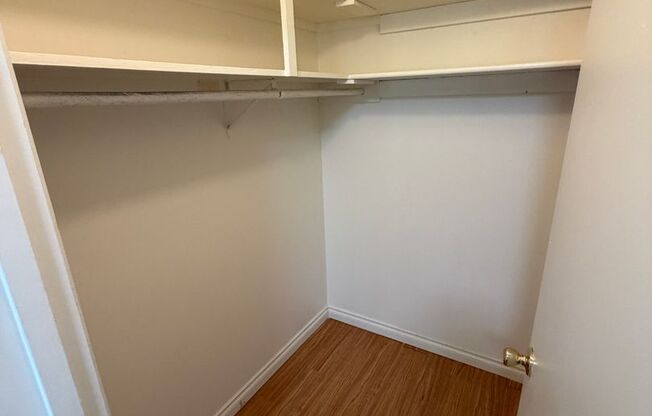 1 bed, 1 bath, $1,195, Unit 20