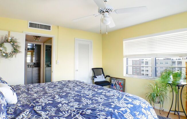 2 beds, 2 baths, $1,600, Unit Apt 603