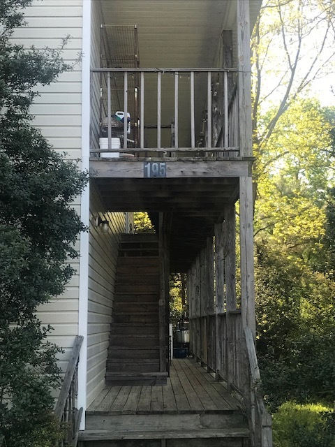 4/2 apartment off of Milledge