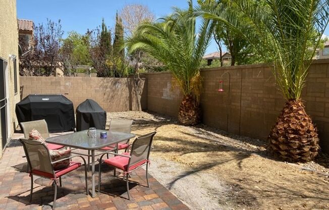 *WONDERFUL 3 bedrooms / 2.5 Baths in Anthem Highlands