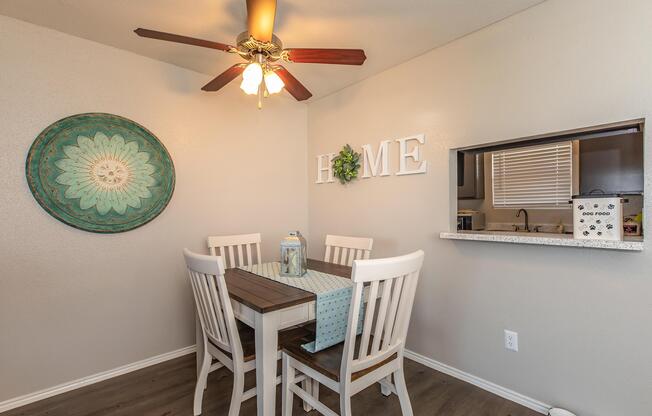 2 beds, 1 bath, 860 sqft, $1,419