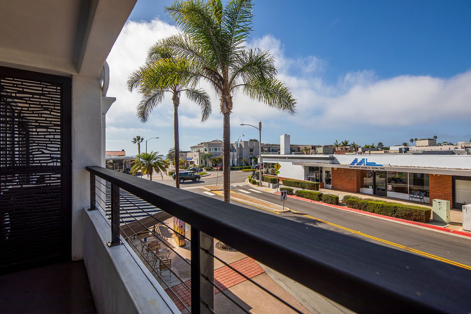 Beautiful Bird Rock 1 Bedroom with Washer/Dryer in Unit, Garage, and AC!