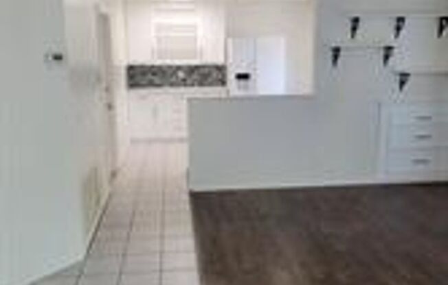 4 Bedroom / 2 Bath Home Available Now in Longwood!