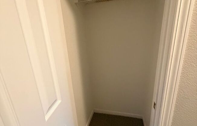 1 bed, 1 bath, $2,100, Unit # 722