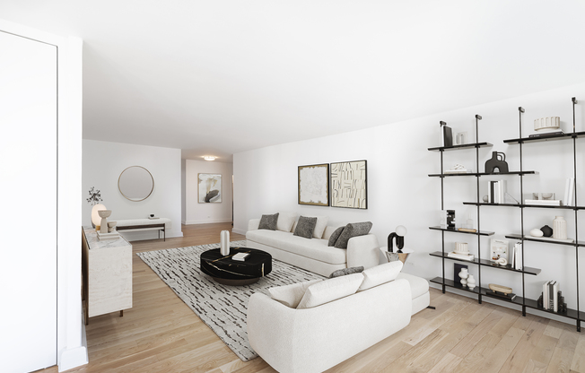 3 beds, 2.5 baths, $14,500, Unit 15F