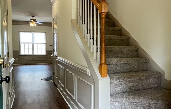Refreshed 2 Bed Townhome in South Charlotte Gated Community