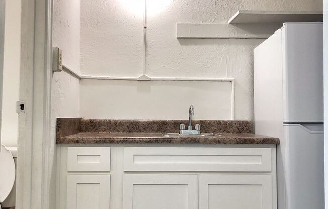 223-1724 N EDGEMONT ST