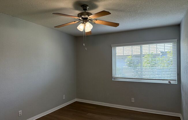 2 beds, 2 baths, 850 sqft, $2,835, Unit 837-11