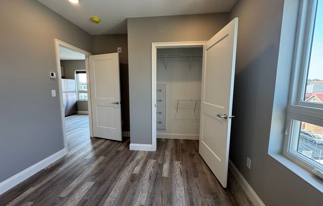 1 bed, 1 bath, $2,200, Unit 501