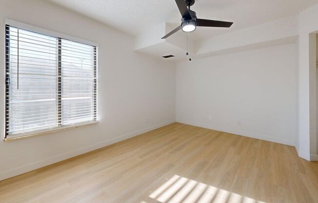 3 beds, 2 baths, 1,302 sqft, $1,250, Unit 205-201G