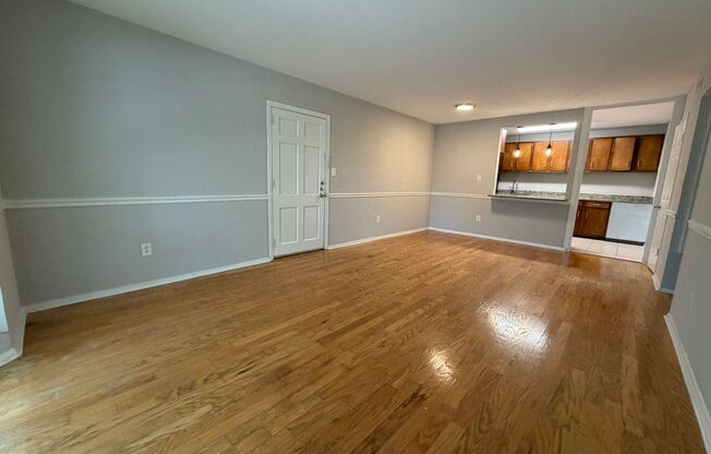 2 beds, 1 bath, 900 sqft, $2,299, Unit 202