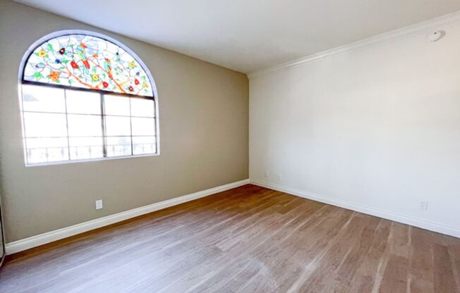 2 beds, 2 baths, 1,000 sqft, $3,345, Unit 101