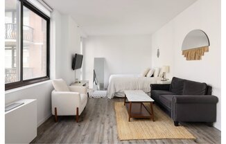 Studio, 1 bath, $3,650, Unit 8D