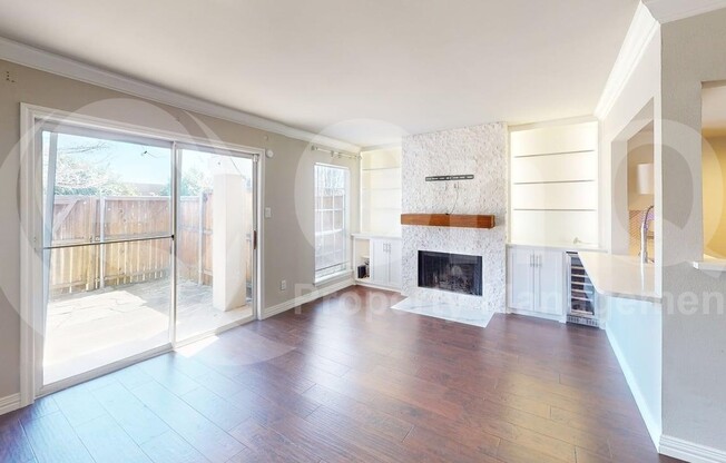 1 bed, 1.5 baths, 884 sqft, $1,750, Unit 2103