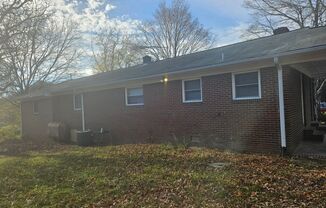 3 beds, 1 bath, $1,500