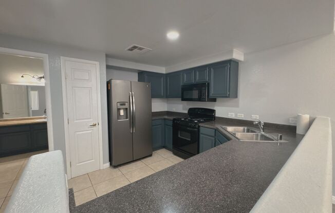 2 beds, 2 baths, $1,400, Unit UNIT 130
