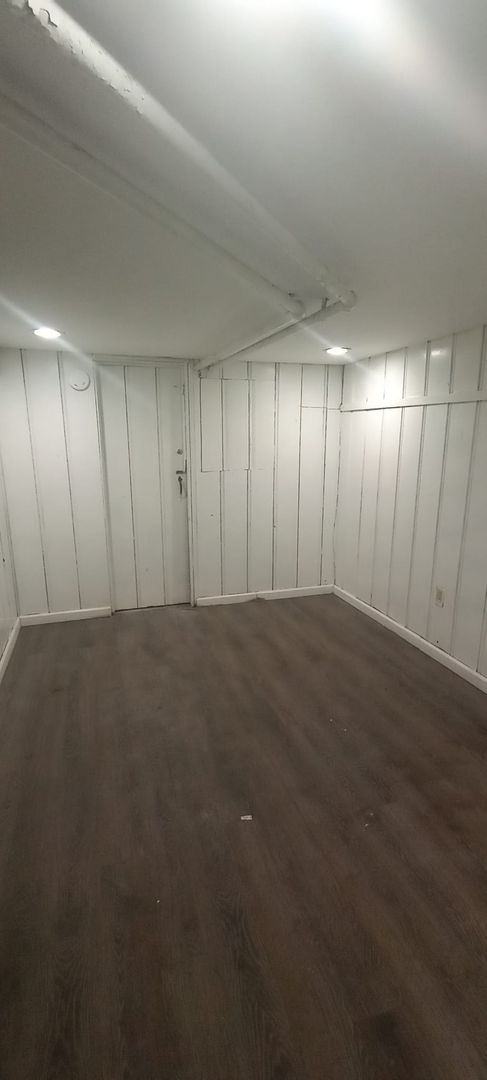 28 E 25th street