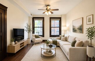 852 W Diversey Pkwy