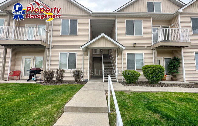 272 W MALLARD DR