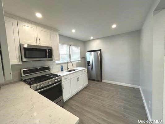 1 bed, 1 bath, $2,500