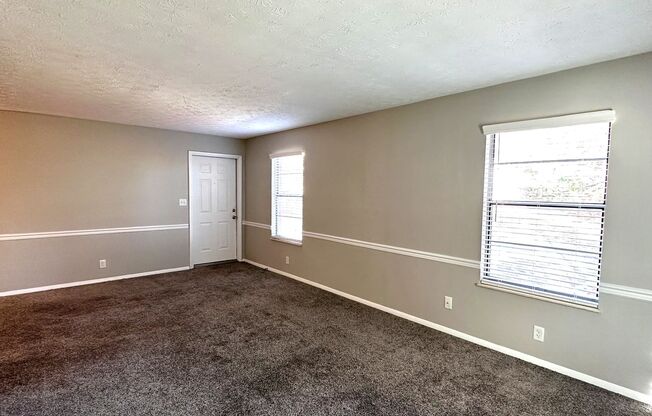 2 beds, 1 bath, 960 sqft, $1,365, Unit 64