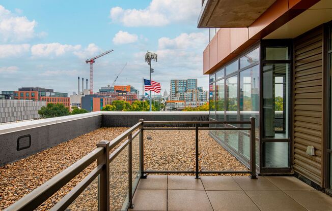 2 beds, 2 baths, 1,293 sqft, $3,050, Unit 0607