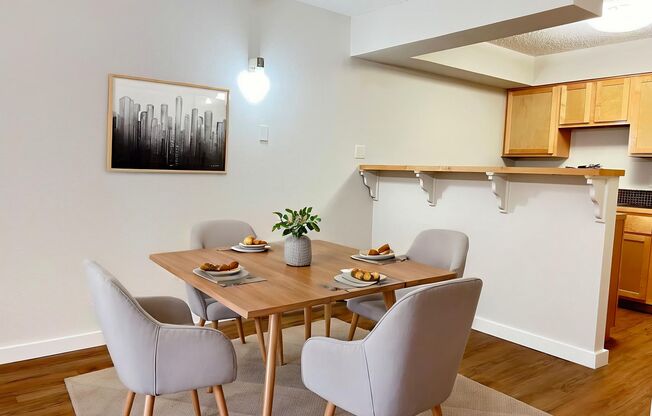 2 beds, 1 bath, 820 sqft, $1,399, Unit BOU-215