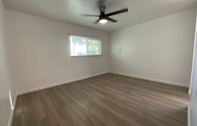 2 beds, 2 baths, 950 sqft, $1,400, Unit 212