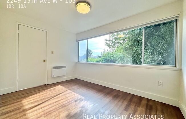 2249 13th Ave W