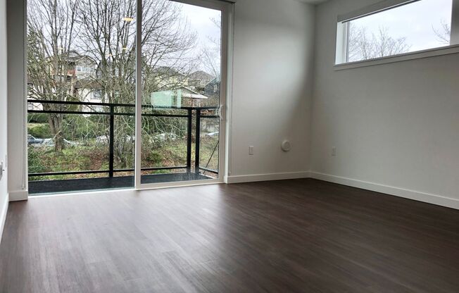 2 beds, 2 baths, 976 sqft, $3,650, Unit 519