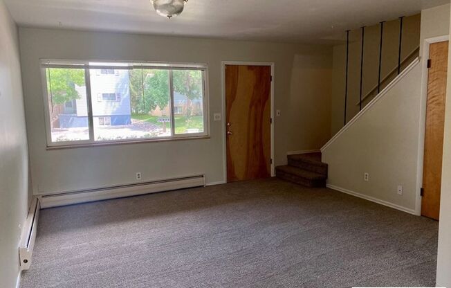 1101 Ponderosa Dr