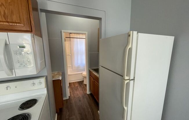 Second Floor One Bedroom - $1350/mo Bright and Sunny with Hot Water Included in Downtown Manchester