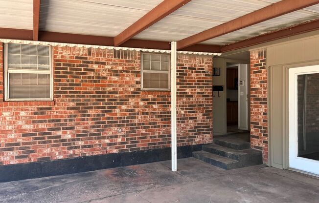 4 Bedroom 2 Bath in OKC! Half off first month