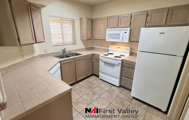 2 beds, 2 baths, $1,200, Unit Unit 704