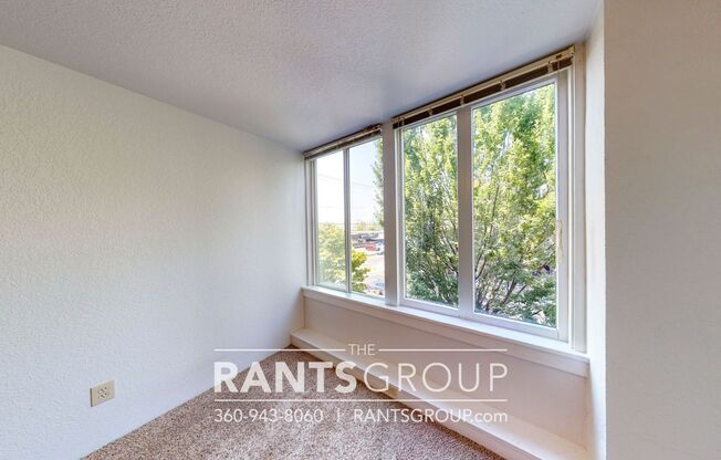 2 beds, 1 bath, 707 sqft, $1,400, Unit 1