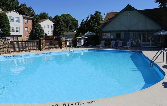 Apartments in Clarksville, IN pool
